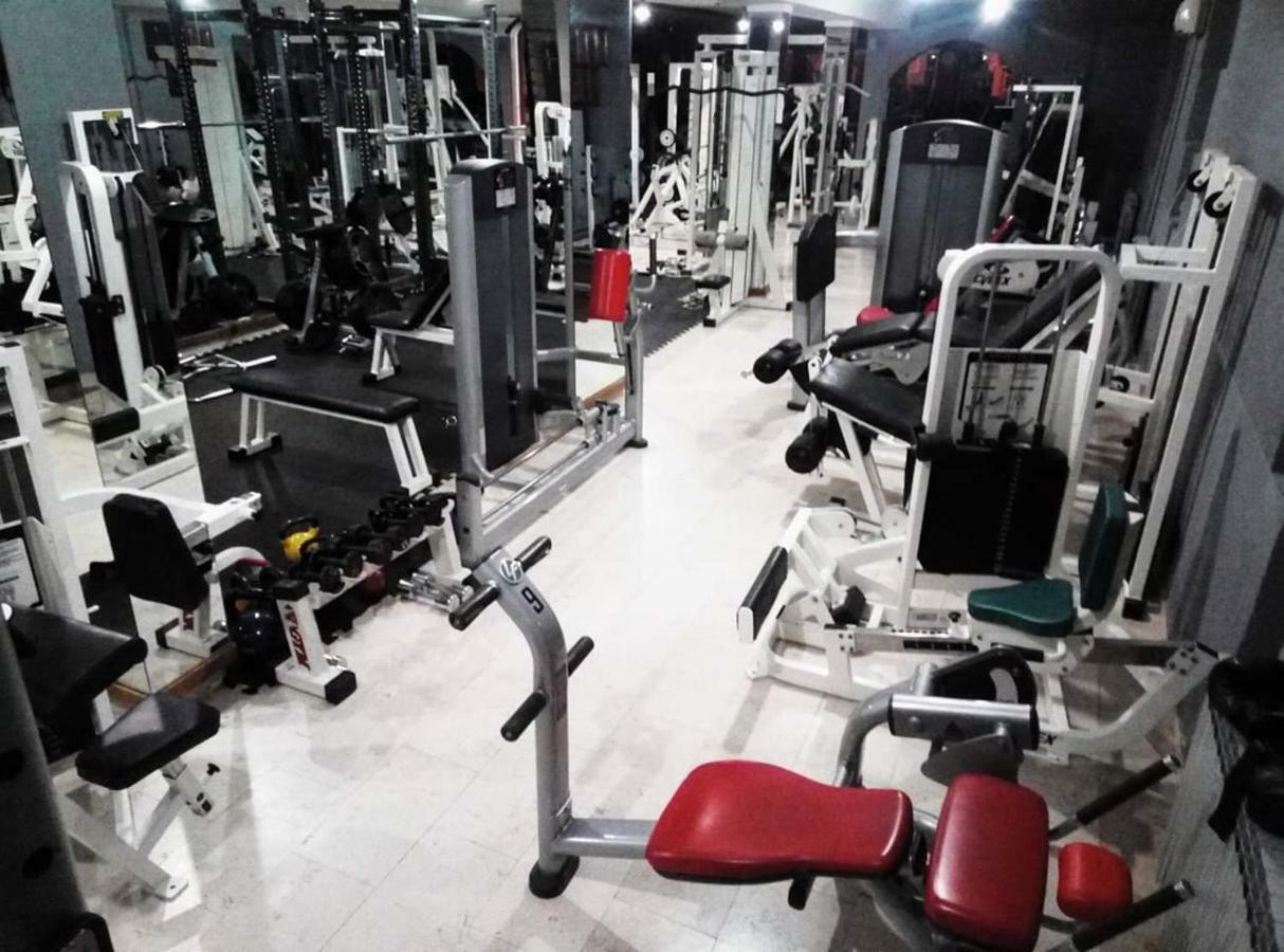 Flamingos Apartman & Fitness Centar Osijek - Blizina Bolnice Kbc Osijek Eksteriør bilde
